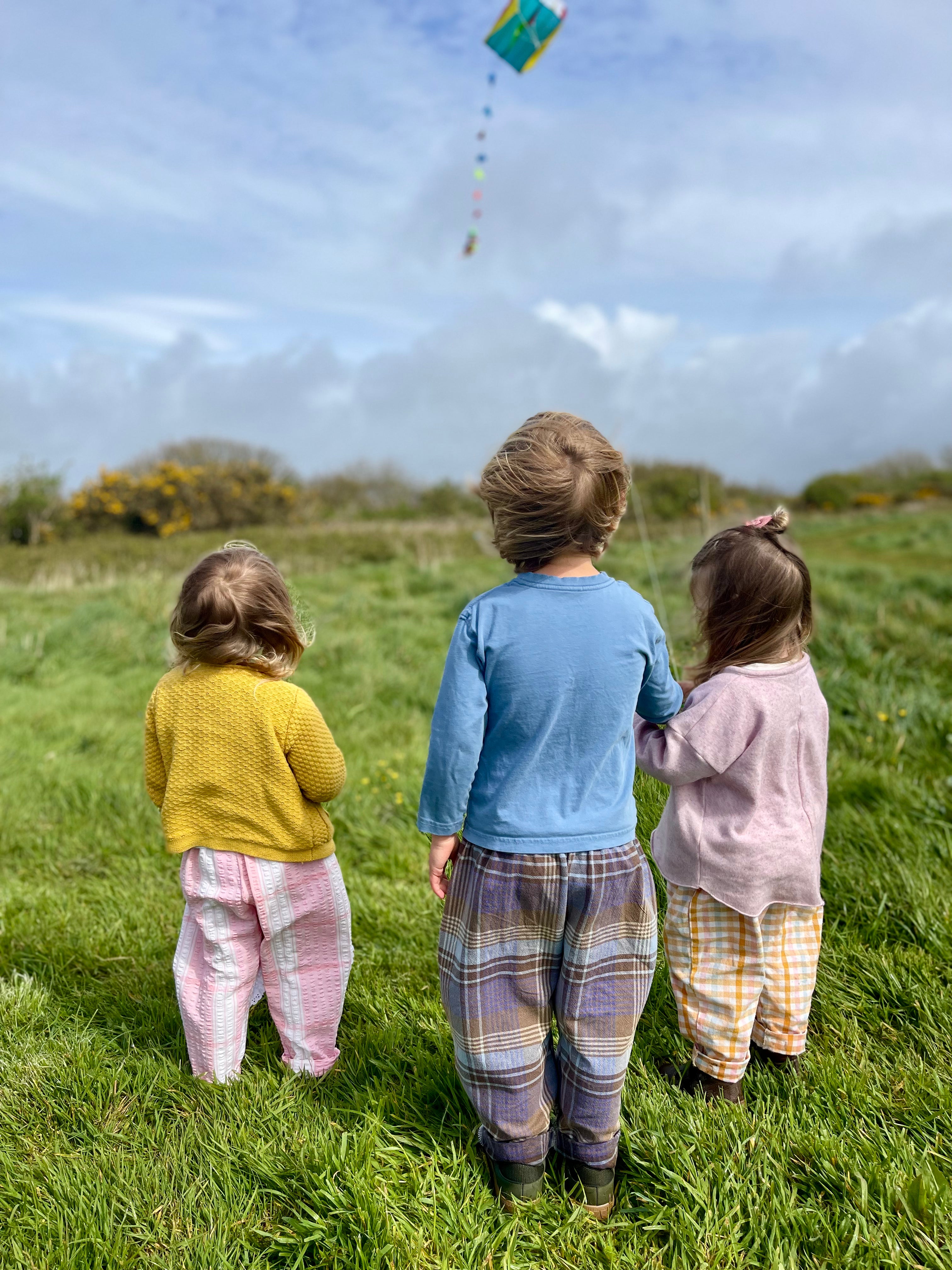 The Garden Trouser - Marshmellow Hearts 3-4 years